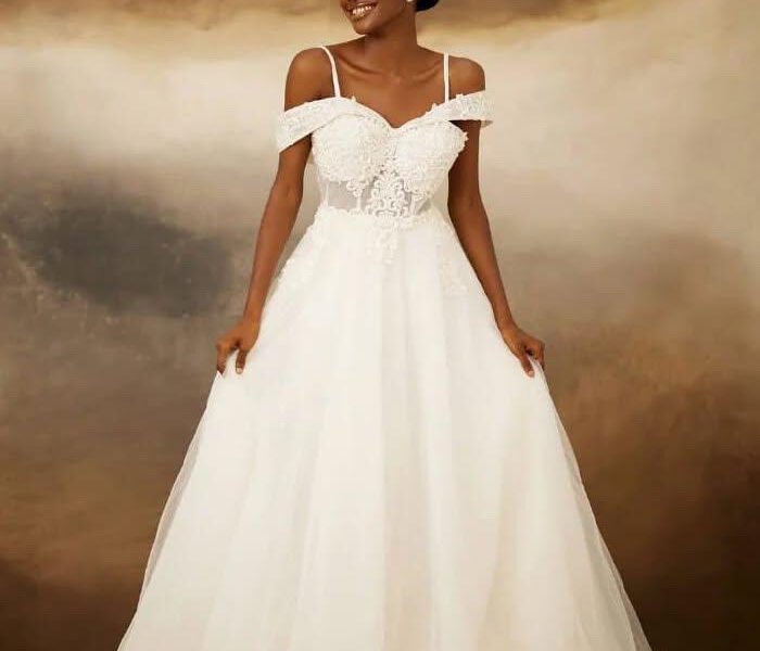 Lace & Tulle White Wedding Dress