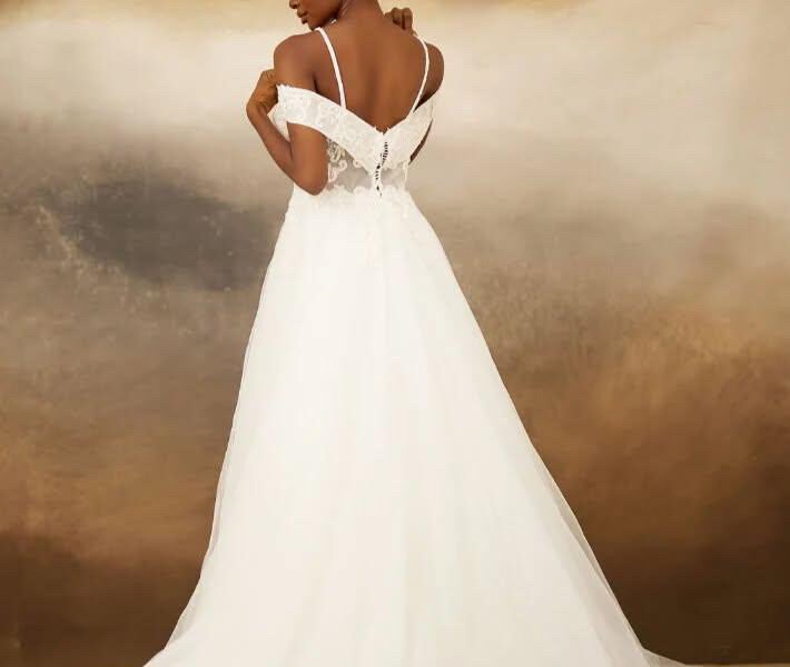 Lace & Tulle White Wedding Dress