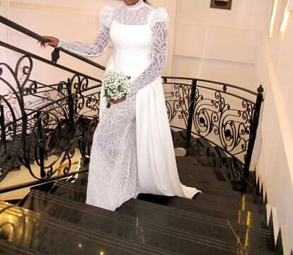 Detachable White Wedding Dress