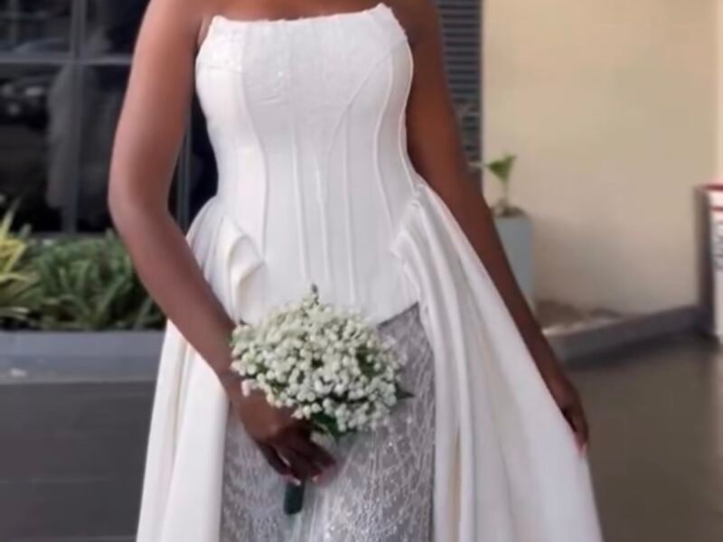 Detachable White Wedding Dress